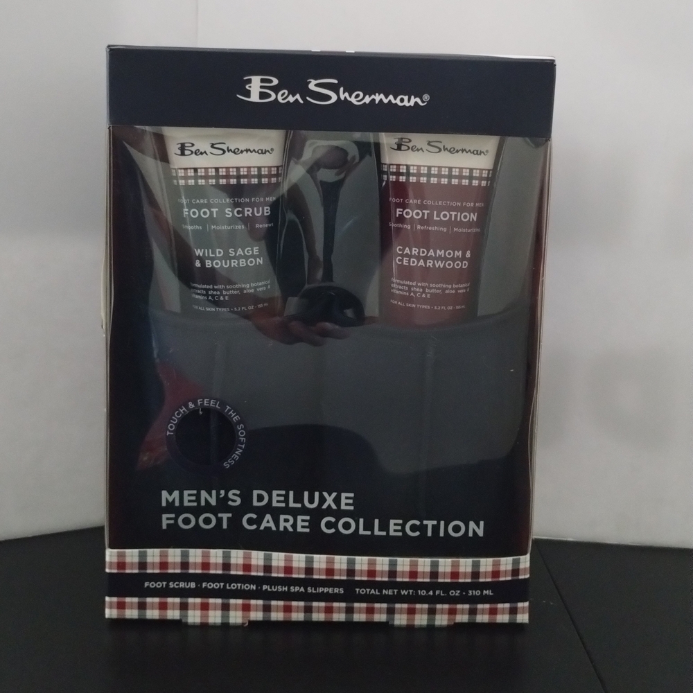 Ben Sherman Men's Foot Care Set - Black and White